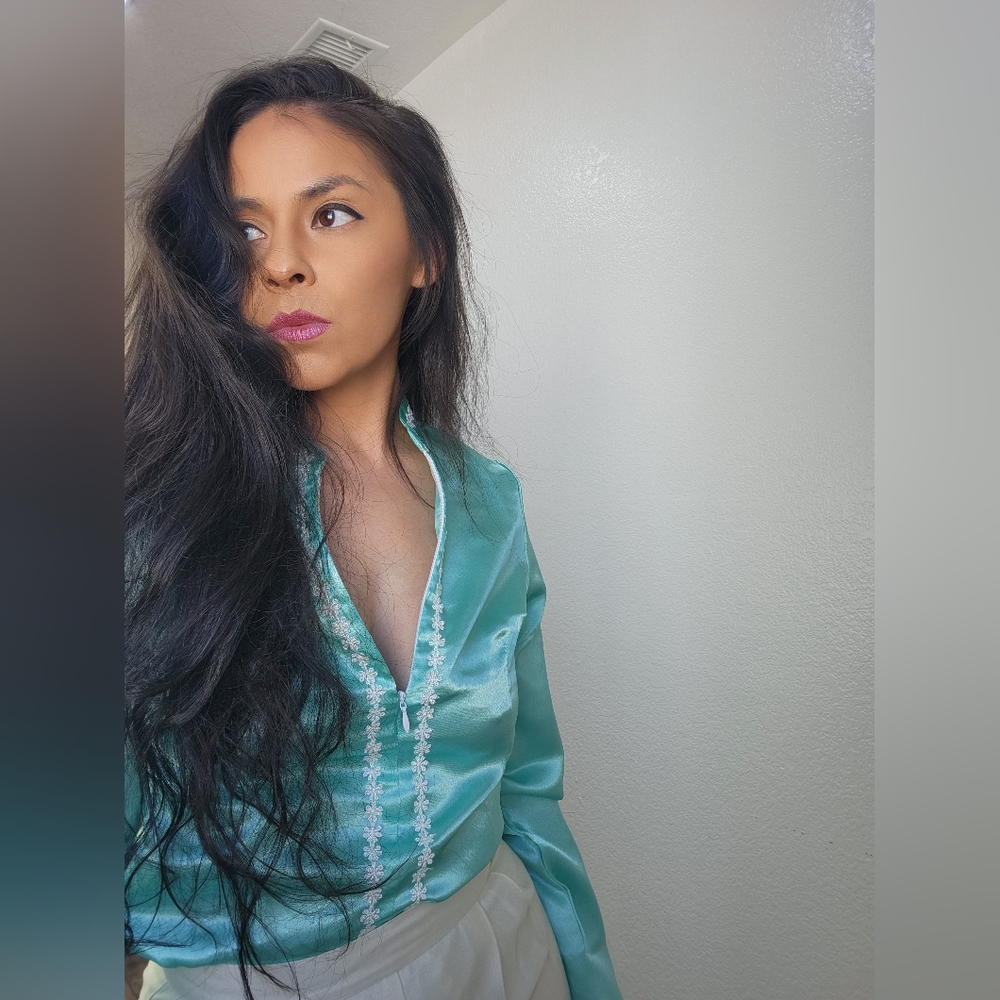 Blouse - Picture 7 of 9